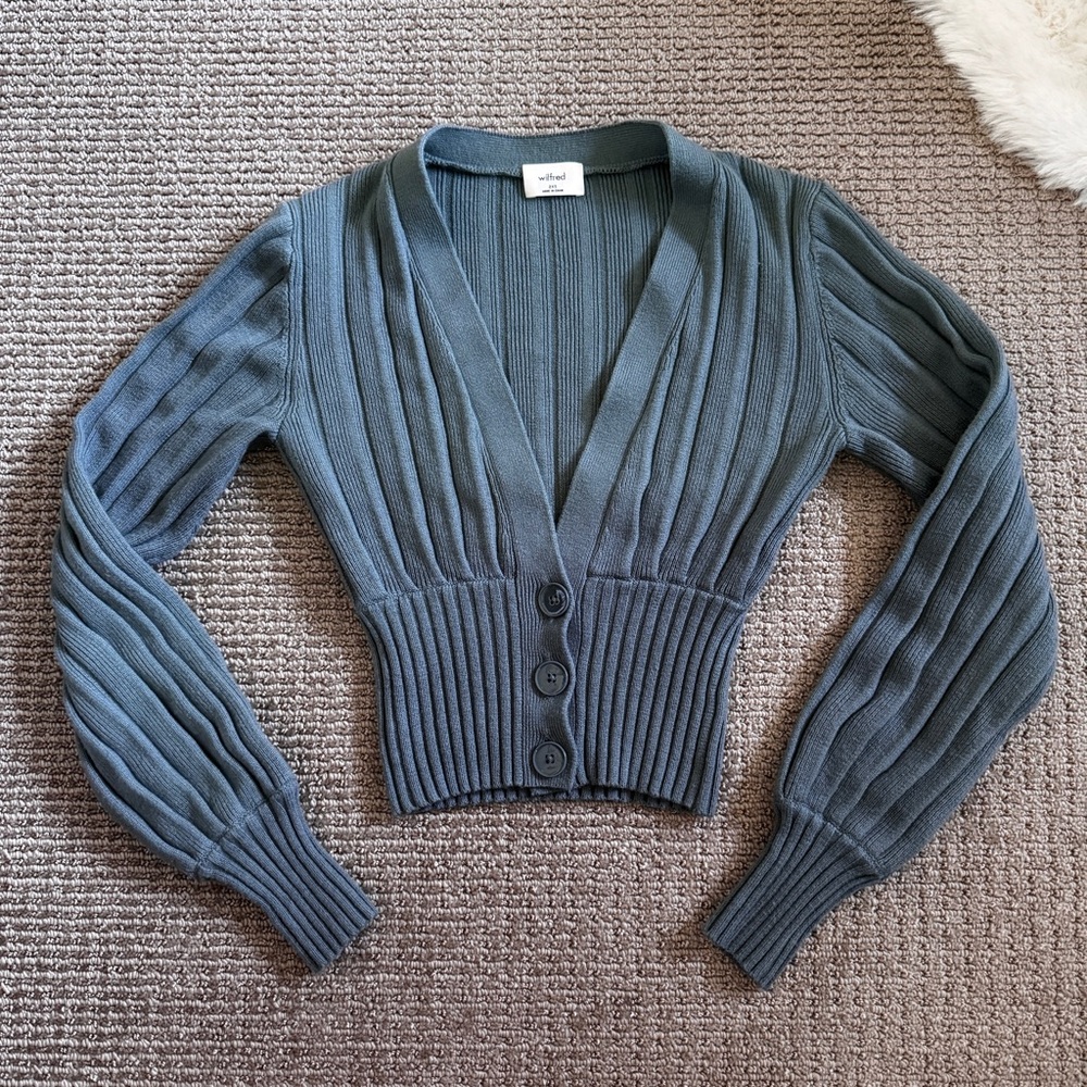 Aritzia Plunge Front Cropped Cardigan XXS wilfred blue